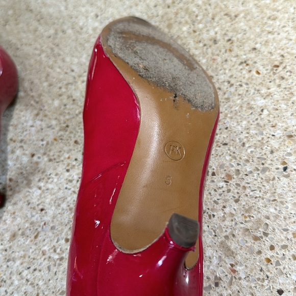 Pink Patent Kitten-Heel Shoes - Picture 6 of 15